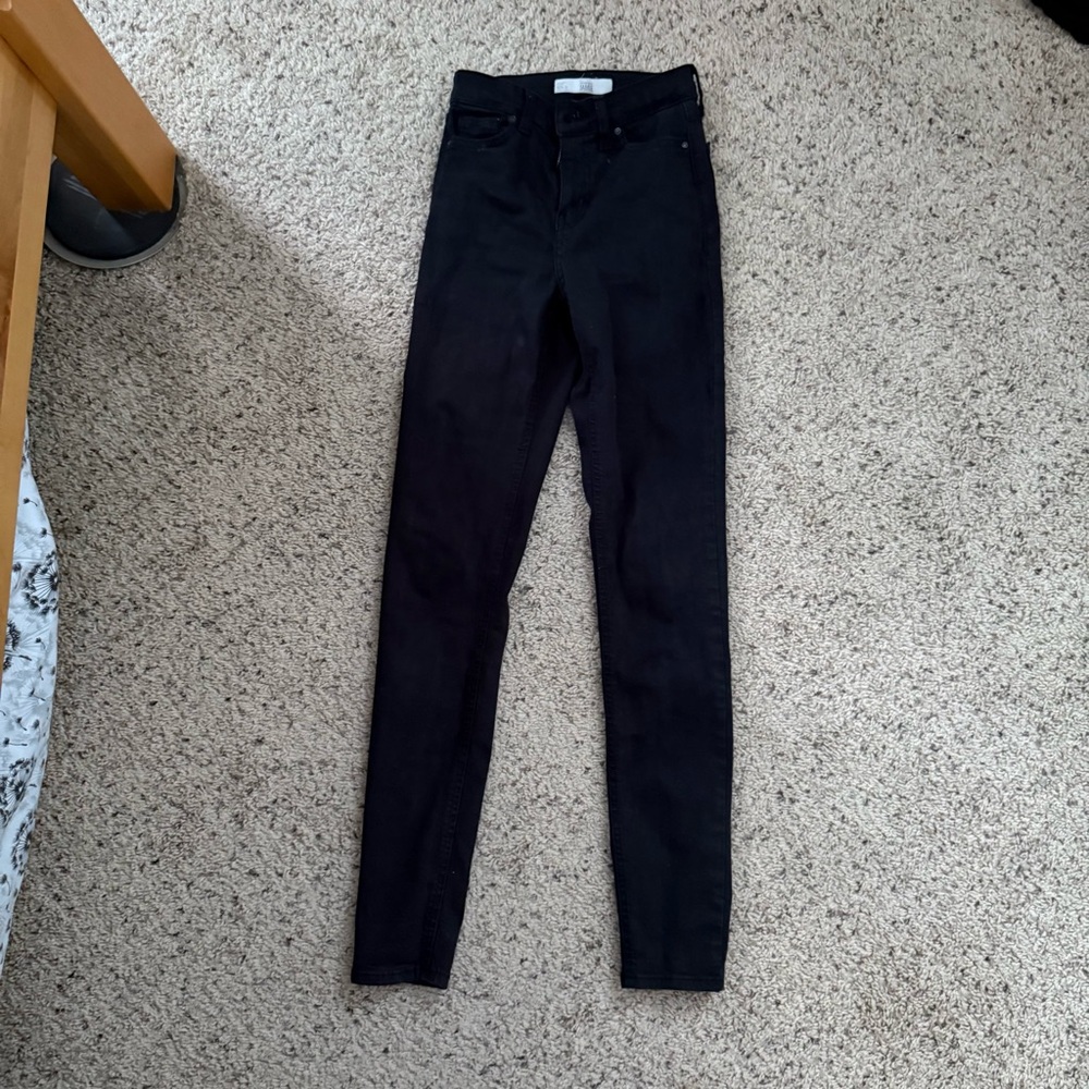 Black Skinny Jeans